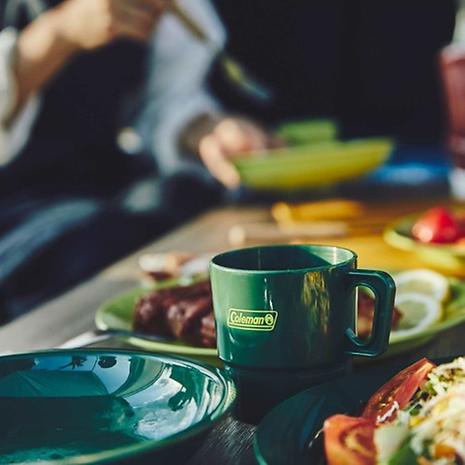 【新品】Coleman コールマンマグカップ ディッシュウェアセット4人用 新品】Coleman コールマンマグカップ ディッシュウェアセット4人
