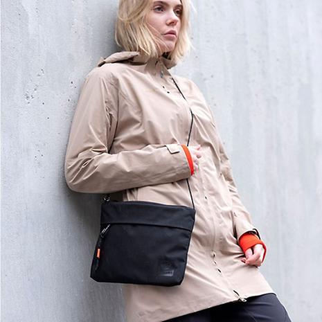 Xeron Sacoche black2 | MAMMUT | マムート | 00180-0001-2_0001