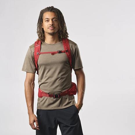 TRAILBLAZER 30 / LC2183700 RED DAHLIA / HIGH RISK RED